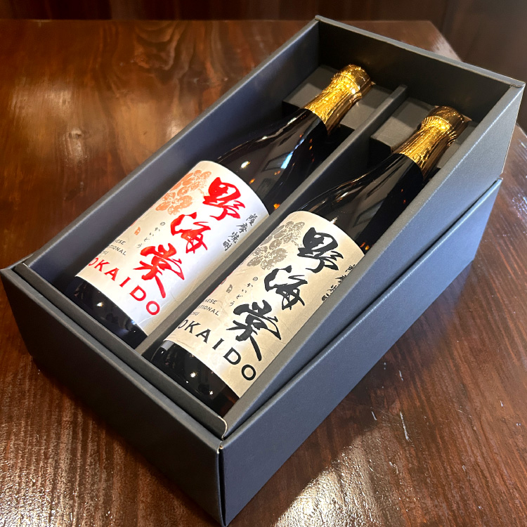 化粧箱入